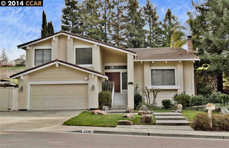 2245 Tahiti Dr, San Ramon, CA 94582-1432