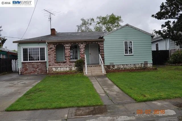 22612 Byron St, Hayward, CA 94541