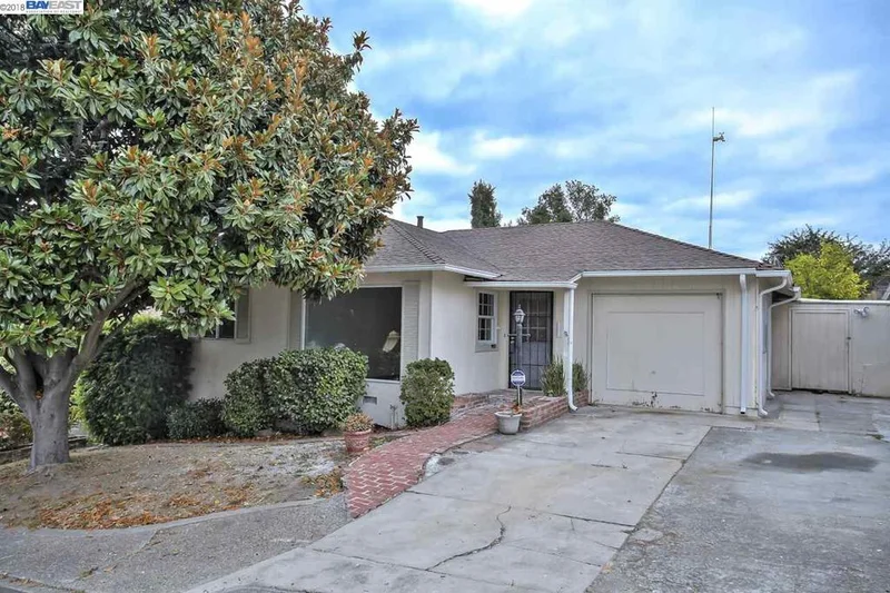 616 Vallejo Ave, Rodeo, CA 94572