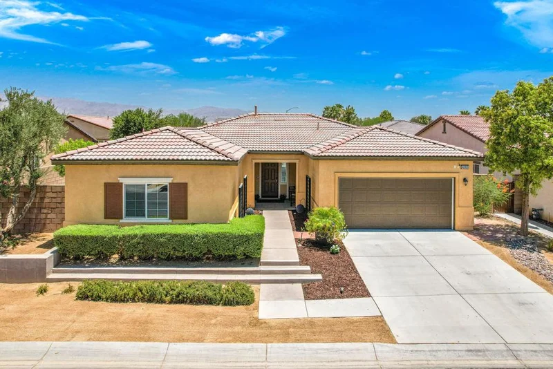42820 Gazapo, Indio, CA 92203