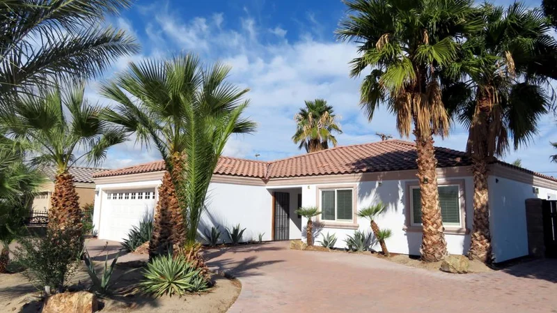 1248 Arctic, Thermal, CA 92274