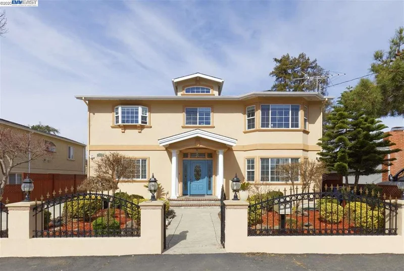 4232 Heyer Ave, Castro Valley, CA 94546
