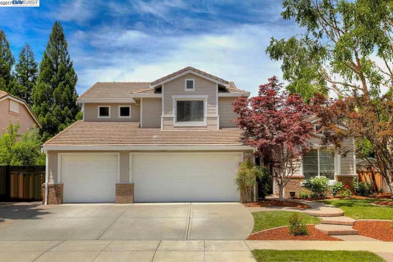 1181 Rebecca Dr, Livermore, CA 94550