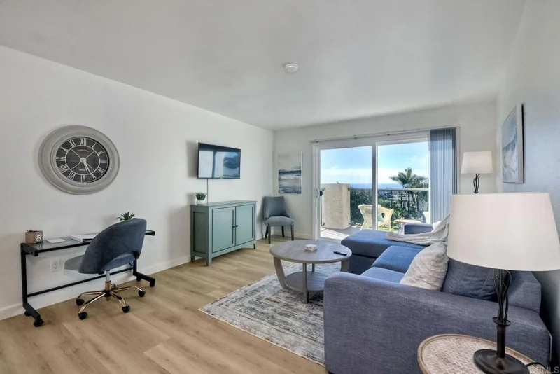 6675 Paseo Del Norte B photo 2