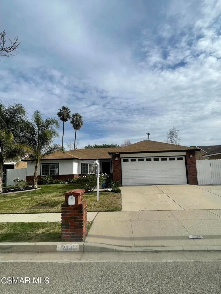 1234 Currant, Simi Valley, CA 93065