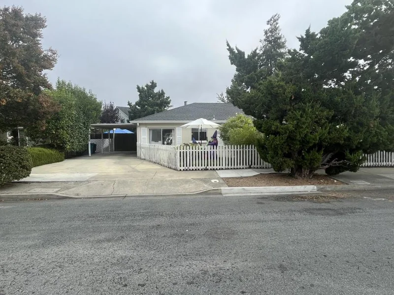 432 Oak Ridge, Redwood City, CA 94062