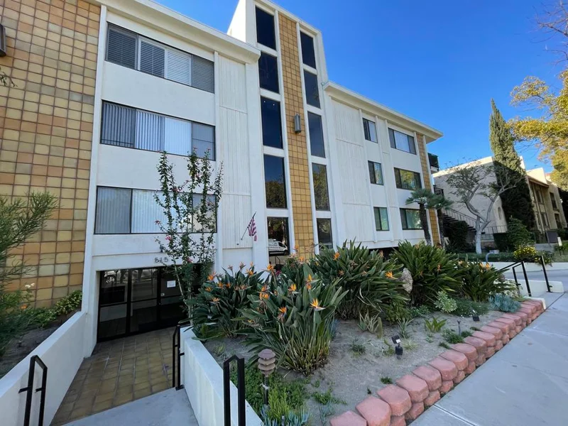 515 Kenwood #204, Glendale, CA 91206