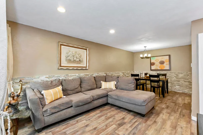 510 Villa #100, Palm Springs, CA 92262