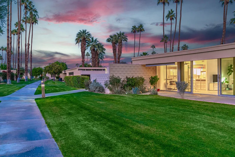 296 Desert Lakes, Palm Springs, CA 92264