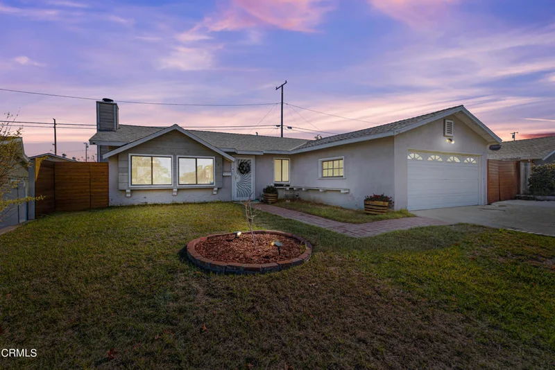 186 Granada, Camarillo, CA 93010