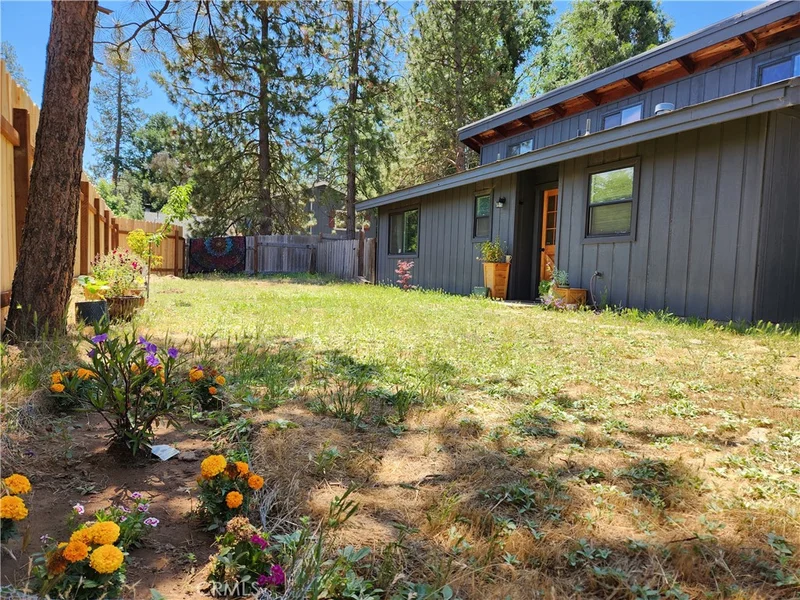 45744 N Oakview Drive, Oakhurst, CA 93644
