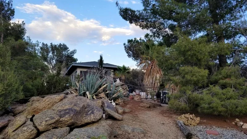 8856 Warren Vista, Yucca Valley, CA 92284