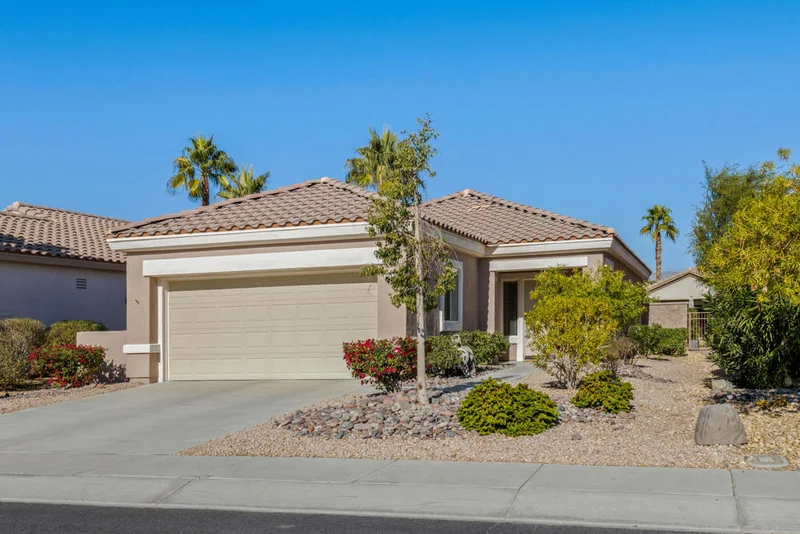 78536 Glastonbury, Palm Desert, CA 92211