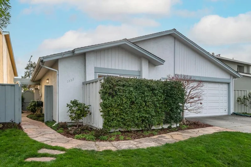 1258 Malta, Foster City, CA 94404