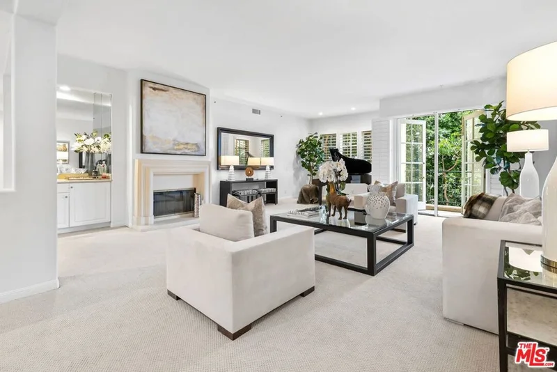 11500 San Vicente #417, Los Angeles, CA 90049