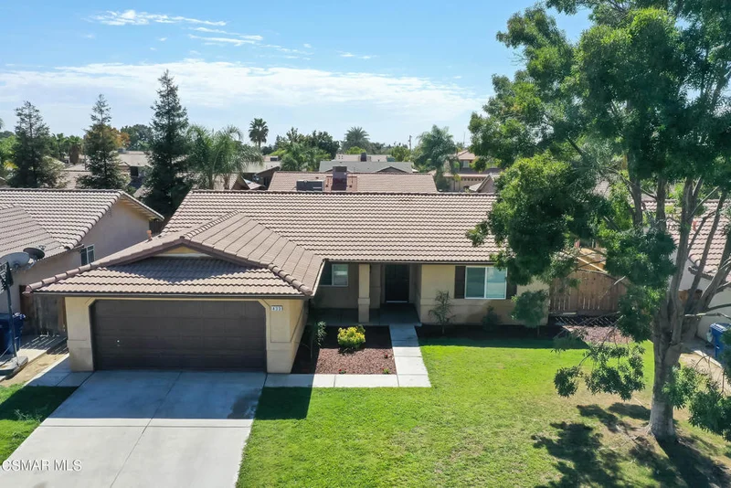 433 Chris, Shafter, CA 93263