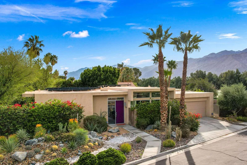 2709 Whitewater Club, Palm Springs, CA 92262
