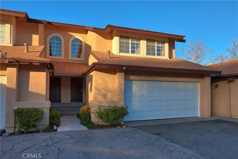 22912 Banyan Place 195, Saugus, CA 91390