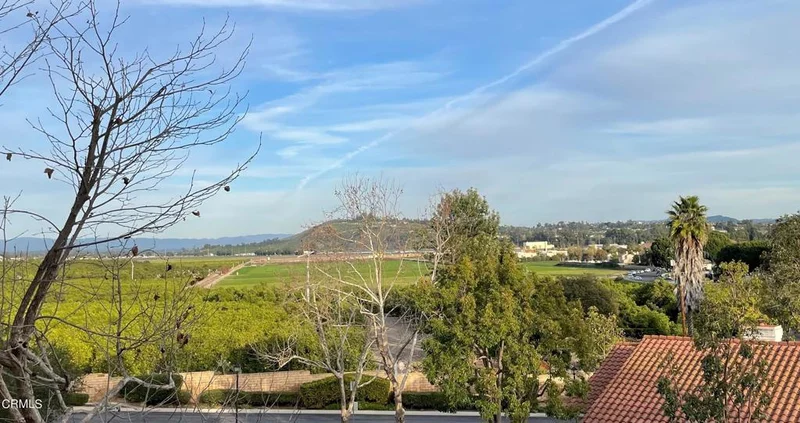 2713 Antonio #203, Camarillo, CA 93010