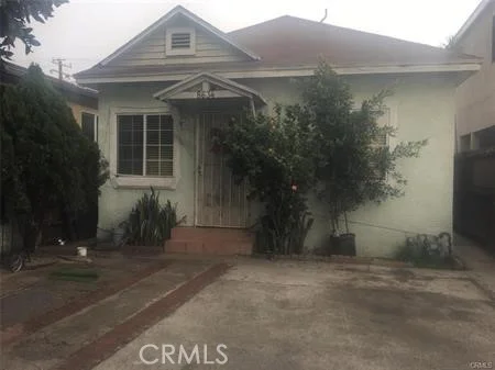 8634 Hickory, Los Angeles, CA 90002