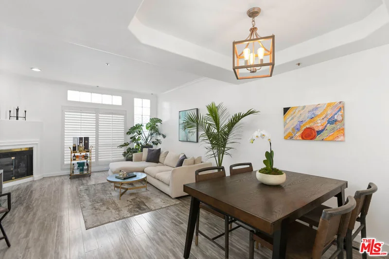 4310 Whitsett Avenue 2, Studio City, CA 91604