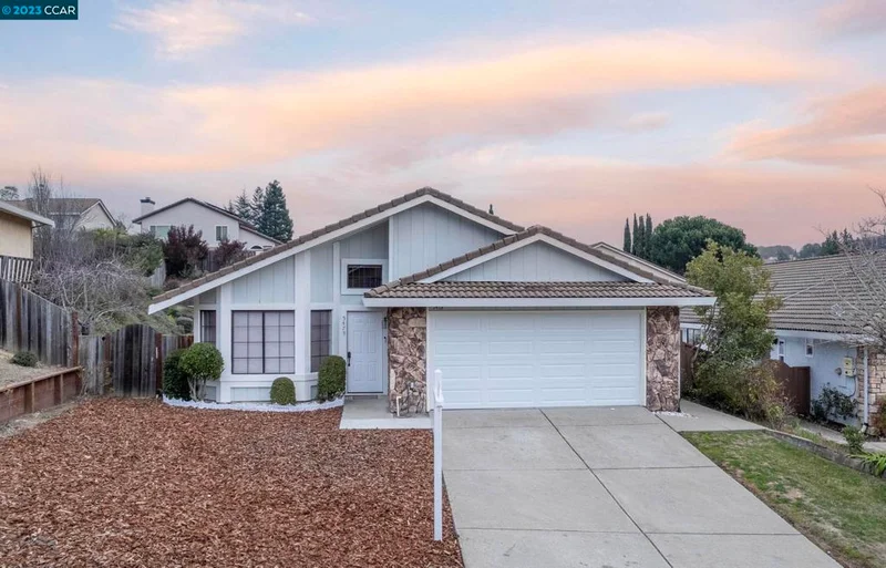 5475 Victoria Ln, Richmond, CA 94803