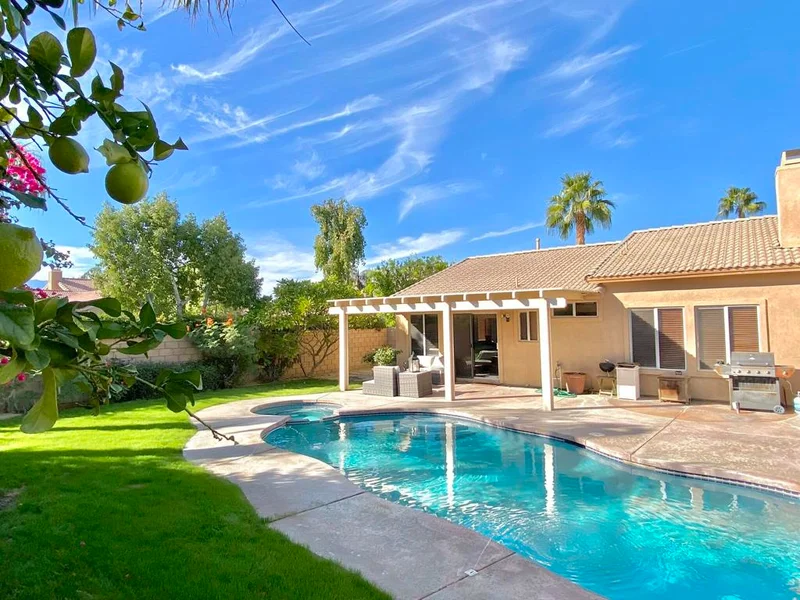 79281 Sierra, La Quinta, CA 92253