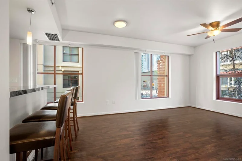 1150 J St #215, San Diego, CA 92101