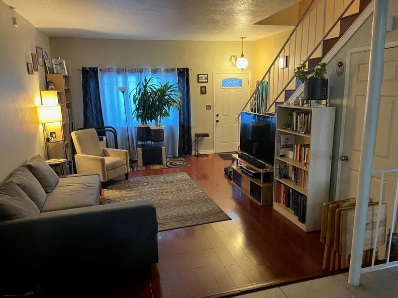 117 Fairview Blvd #4, Inglewood, CA 90302
