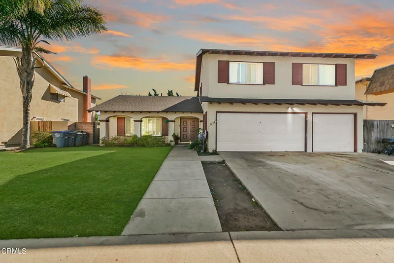 1224 Lawrence, Oxnard, CA 93035
