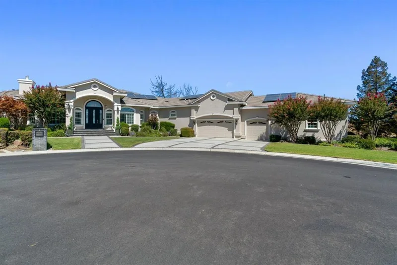 115 Jeanette, Hollister, CA 95023