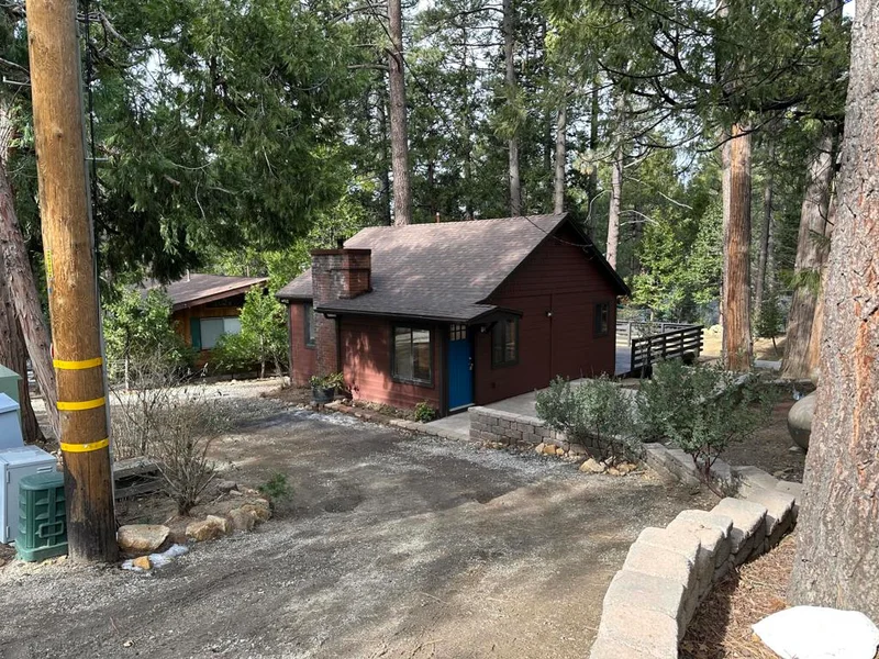 54970 Daryll, Idyllwild, CA 92549