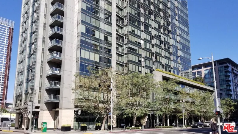 1155 Grand #1214, Los Angeles, CA 90015