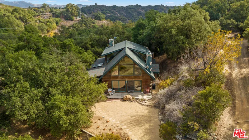 1233 Greenleaf Canyon Road, Topanga, CA 90290