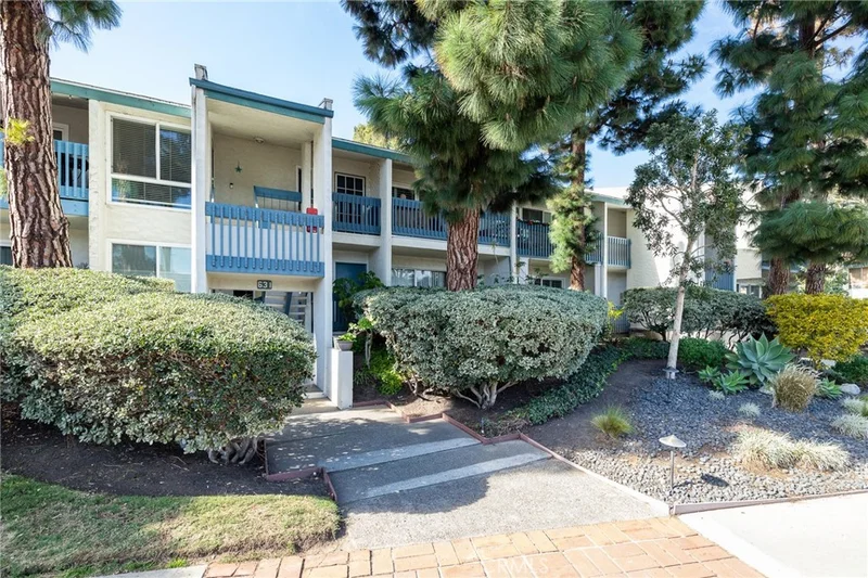 631 Prospect #202, Redondo Beach, CA 90277