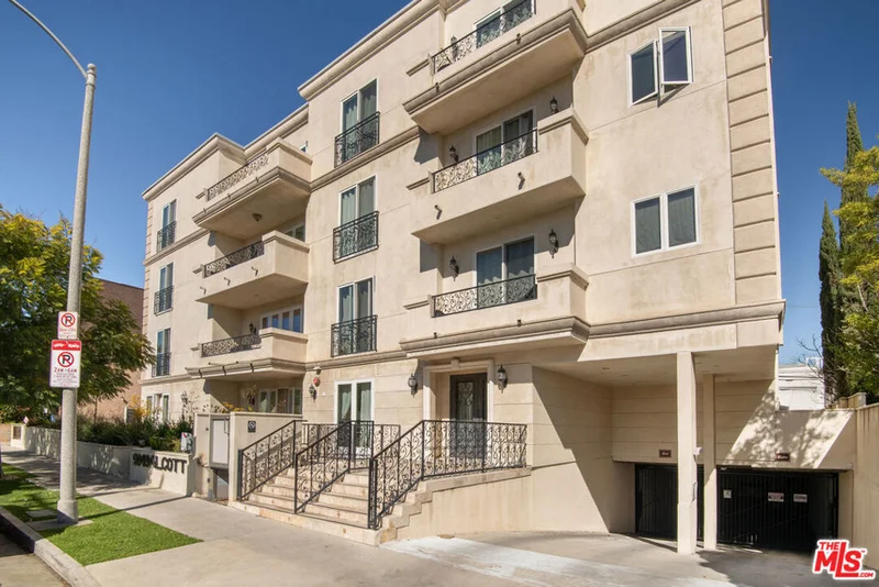 9049 Alcott #405, Los Angeles, CA 90035