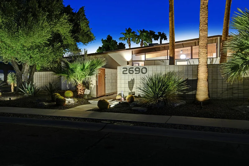 2690 Kitty Hawk, Palm Springs, CA 92262