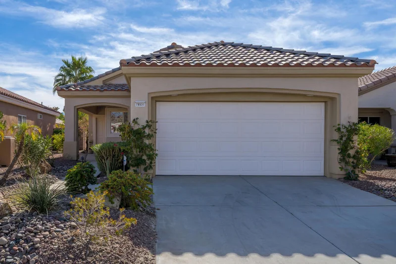 78531 Glastonbury, Palm Desert, CA 92211