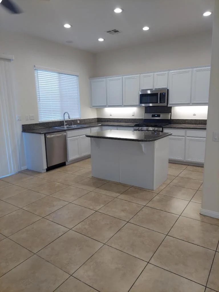 86162 Pinot Noir, Coachella, CA 92236