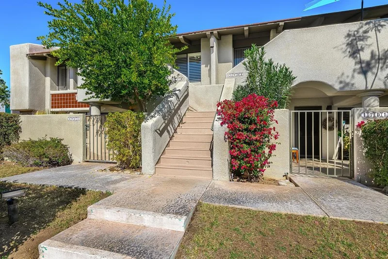 1150 Amado #17C2, Palm Springs, CA 92262