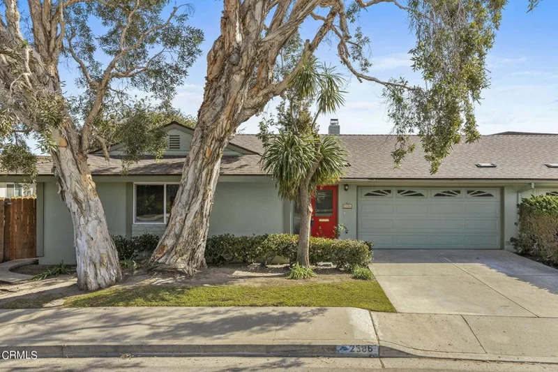2586 Neptune, Port Hueneme, CA 93041