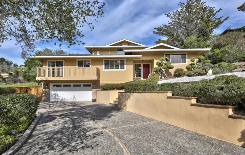 22640 Gallant Fox, Monterey, CA 93940