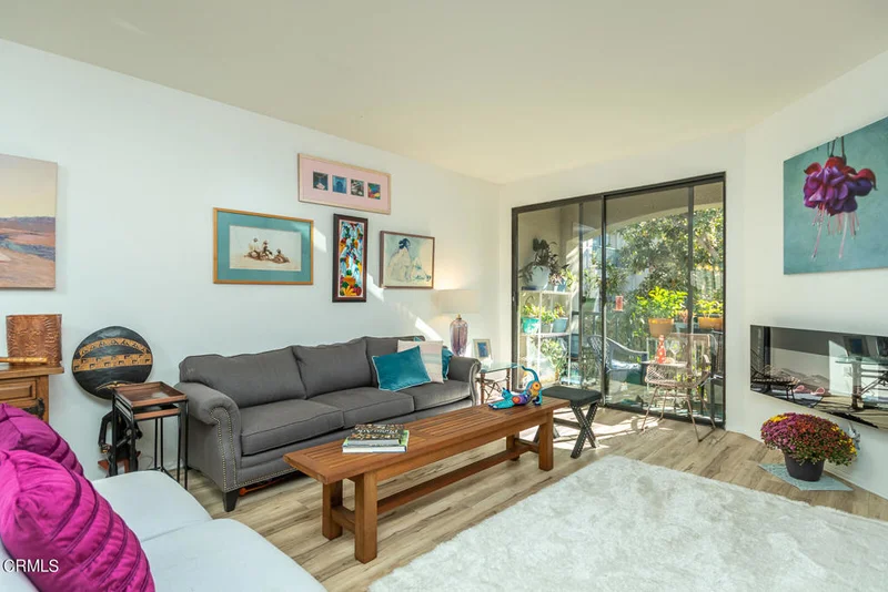 4200 Via Arbolada #212, Los Angeles, CA 90042
