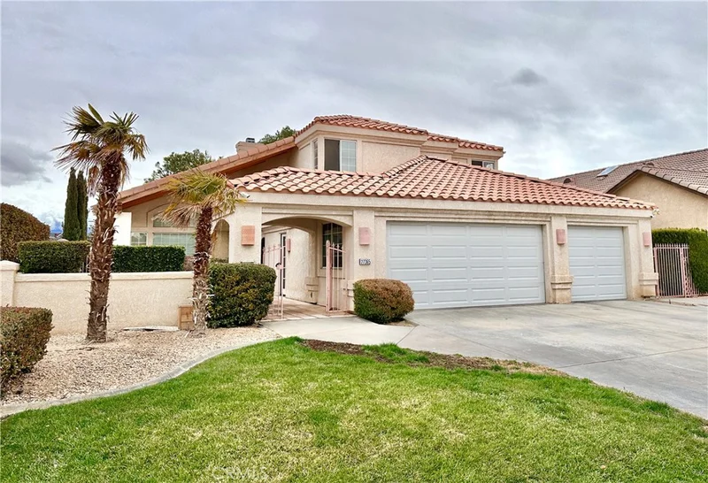 27365 Silver Lakes, Helendale, CA 92342