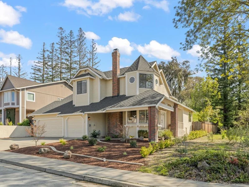 1128 Foxhurst, San Jose, CA 95120