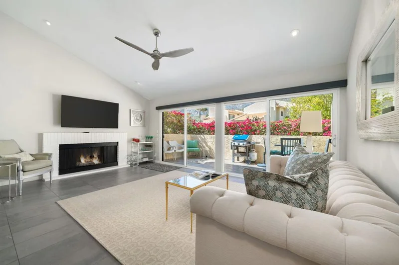 2600 Palm Canyon #14, Palm Springs, CA 92264