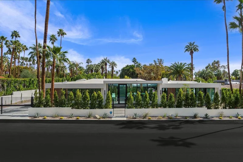 1240 Via Monte, Palm Springs, CA 92262