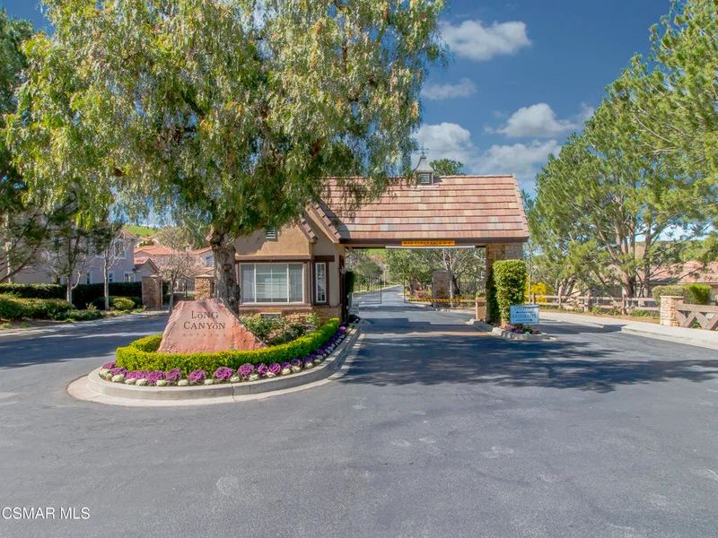 124 Forrester, Simi Valley, CA 93065