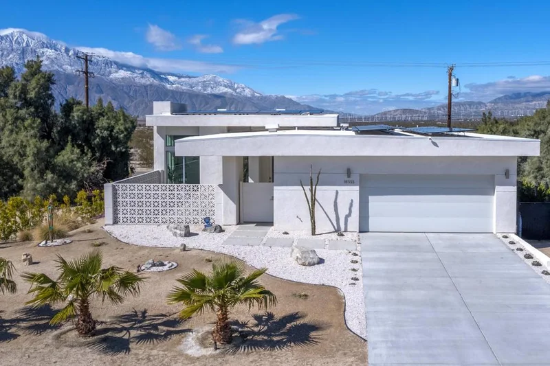 18555 Sagebrush, Desert Hot Springs, CA 92241