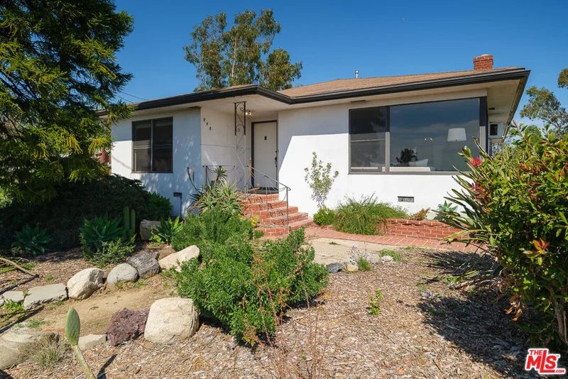 848 Cooper, Los Angeles, CA 90042